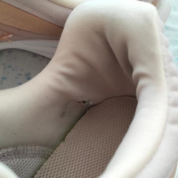 Intersport Kalitesiz, Ayıplı Ürün Satıyor!