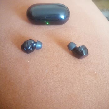 Samsung Galaxy Buds+ Kulaklık Sağ Tarafından Az Ses Geliyor