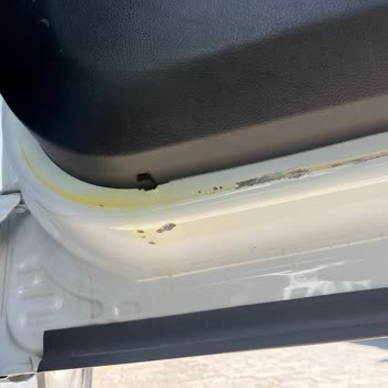 Ford Otomotiv A. Ş Sıfır Araçta Çürüme Ve Boya Dökülüyor