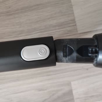 Bosch Elektrikli El Aletleri Bosch Şarjlı Seri 7 Süpürge Borusu İle Süpürgenin Geçme Yeri Kırıldı