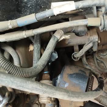 New Holland Garanti Kapsamındaki Traktörün Hidrolik Kolu Kırıldı