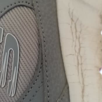 Skechers Ayakkabı Çatlak Sorunu Ve Firmanın Umursamazlığı