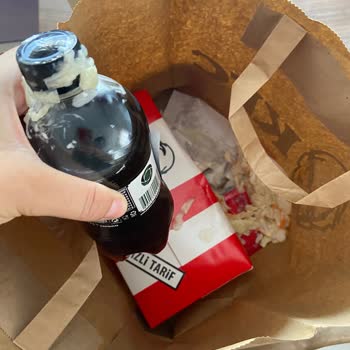 KFC Ciddiyetsizliği Kötü Gönderim