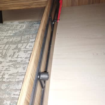 Öğretmenler Mobilya Hatalı Kurulumlarını Ücret Karşılığında Düzeltiyor