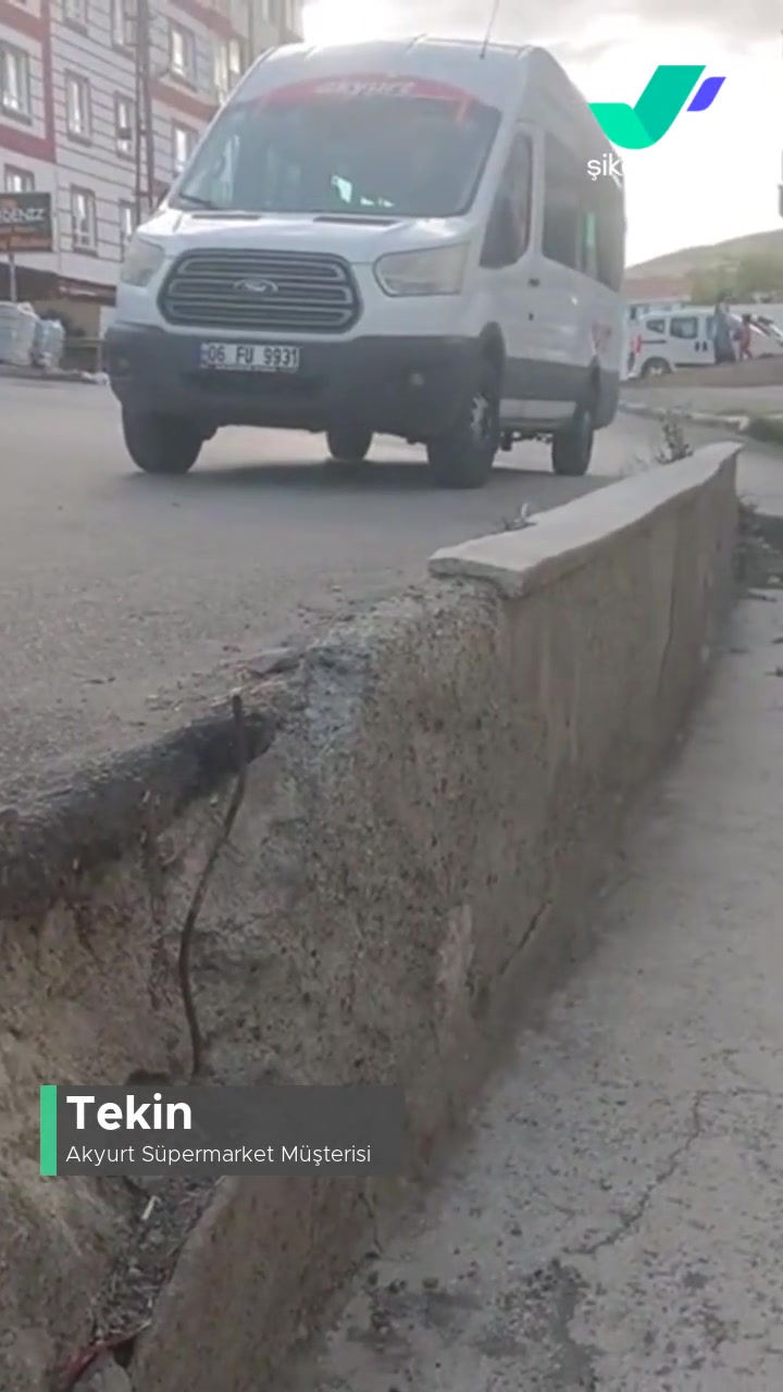 Akyurt Süpermarket Araç Bina Onu Park Sorunu videonun kapak resmi