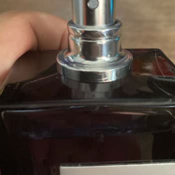 Gumrukmallarisatisi.com Replika Parfüm Satıyorlar!