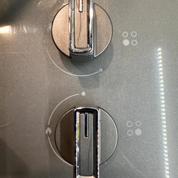 Arçelik Ankastre Set Ocak Düğmeleri Çatladı