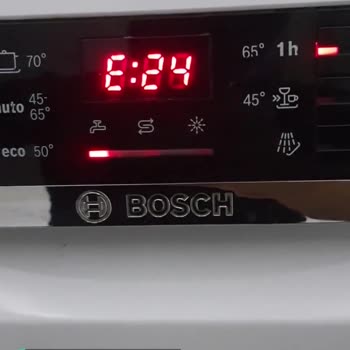 Bosch Musluk Lambası Yanıyor E:24 Arızası!