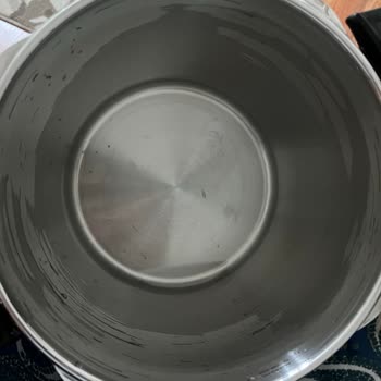 Fissler Düdüklü Tencerenin Taban Lekeleri