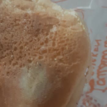 Popeyes Hamburger Ekmeği Küflü
