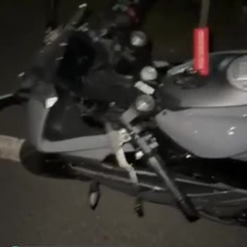 CFMOTO 250SR Vites Mili Yolda Düştü