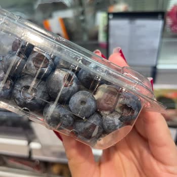 Macro Center İstinyePark Küflü Ürün Satışı