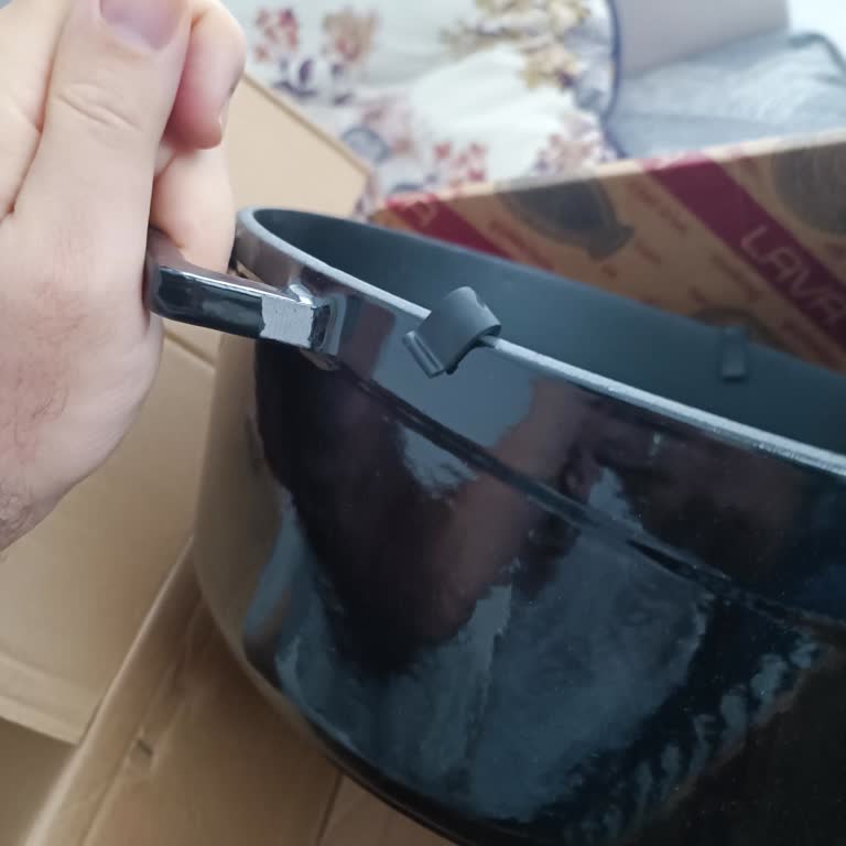 Amazon Dan Verdiğim Lava Dokum Tencerem Değişim İşlemi Başlamadı