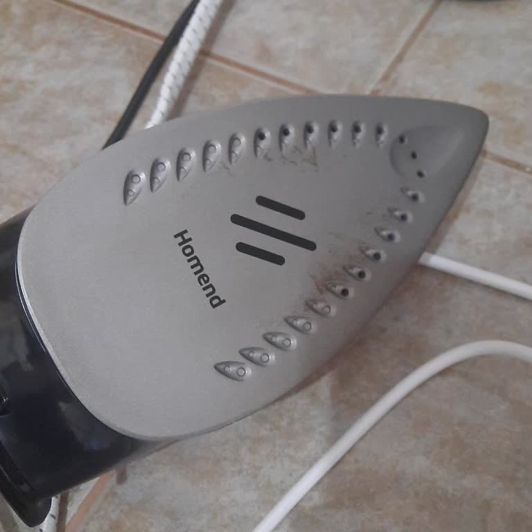 Homend Kazanlı Ütü 1167H