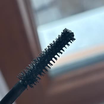 Gratis The Balm Kurumuş Maskara Faciası