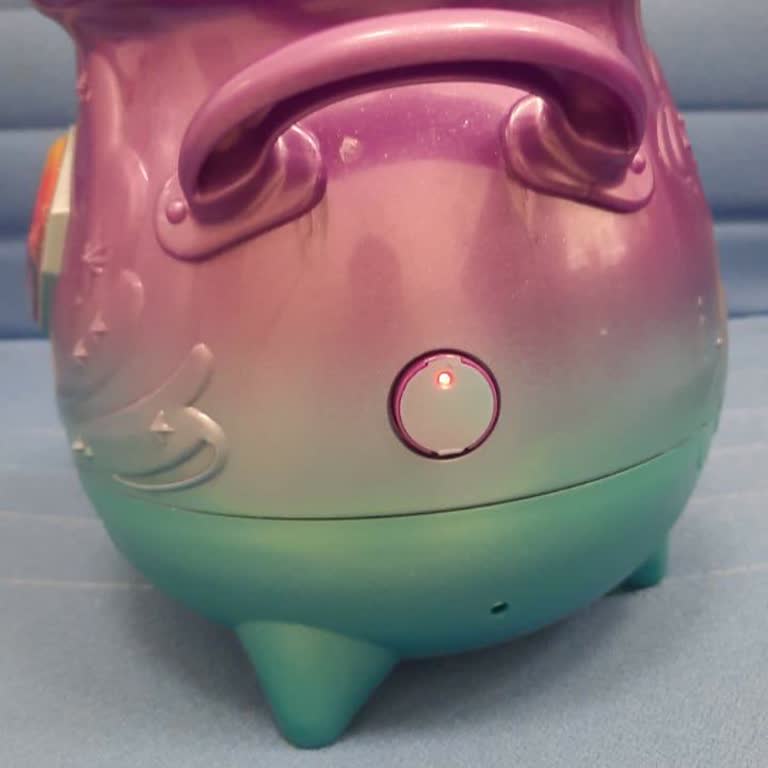 Giochi Preziosi Şarj Olmayan Sihirli Oyuncak Kazan Magic Mixies