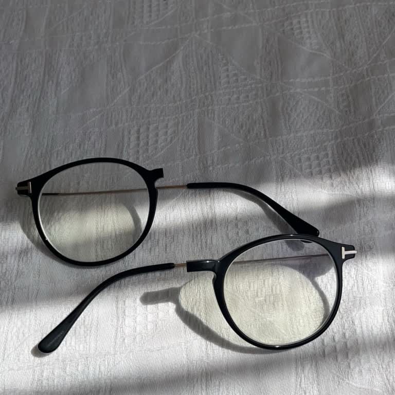 Tom Ford Atasun Optik Oksitlenen Ve Kırılan Gözlük