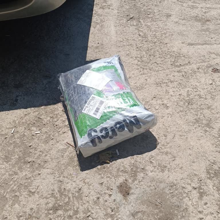 Sürat Kargo Kargomu Habersizce Bahçeye Atıyor