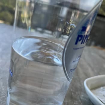 Pınar Premium Madran Su'da Gri-Beyaz Renkli Pese