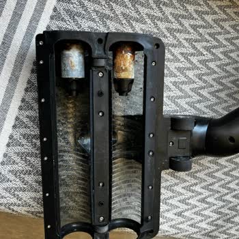 PHILIPS Ev Aletleri Philips Islak Kuru Süpürge 6 Ayda Paslandı