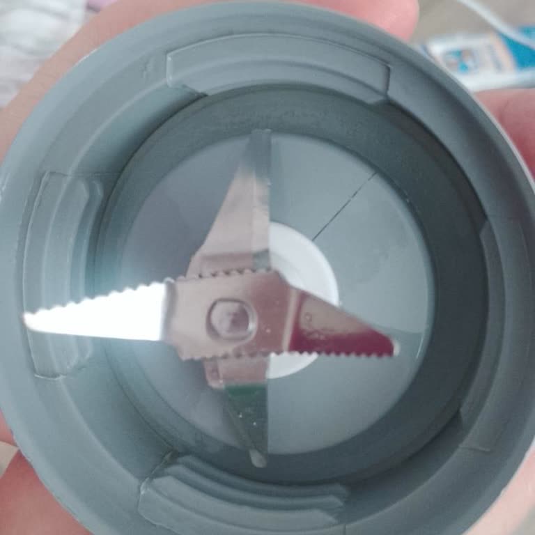 Sinbo Sbh 3150 300W Smoothie Blender Bıçak Haznesinde Çatlak Ve Kaçak!