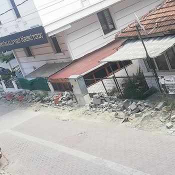 Boğaziçi Elektrik (Bedaş) 2 Aydır Yıktığın Kaldırımları Düzelt Artık!