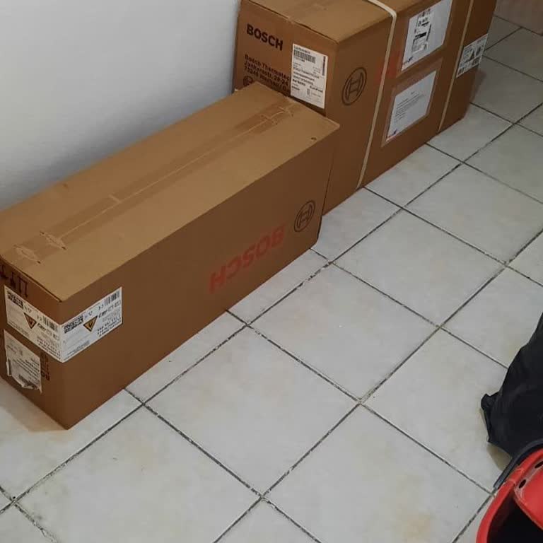 Bosch Climate CL2000U w 35 e a++ 12000 BTU AirCon Waiting for Installation