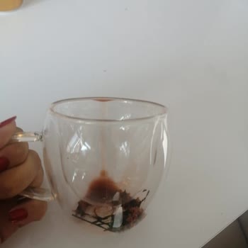 Kupa Dünyam Çiçekli Kupa Hayal Kırıklığı