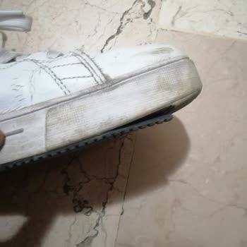 Puma Sneaker Ayakkabı Tabanlık Kısmı Hemen Açıldı.