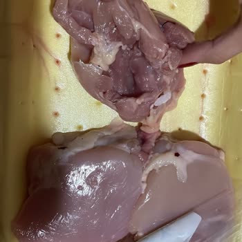 Migros'ta Satılan Gedik Piliç Bozuk Ve Zehirli Ve Hijyen Yok!