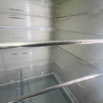 Profilo Buzdolabının İçinin Sararması 