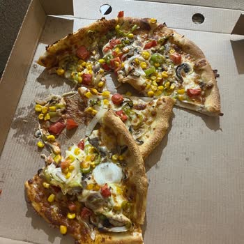 Yemeksepeti Pizza Hut Siparişinde Eksik Ürün Ve Yanıltıcı Politika!