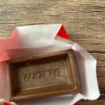 Ülker Napoliten Sütlü Çikolata