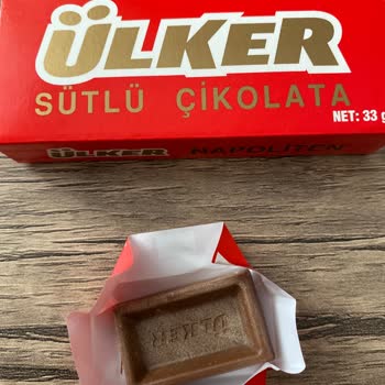 Ülker Napoliten Sütlü Çikolata