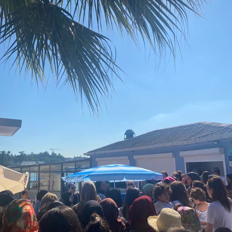 İBB - İstanbul Büyükşehir Belediyesi Tuzla Halk Plajı