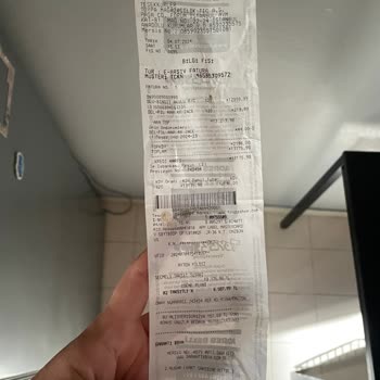 Forum İstanbul AVM Bozuk Akülü Araba