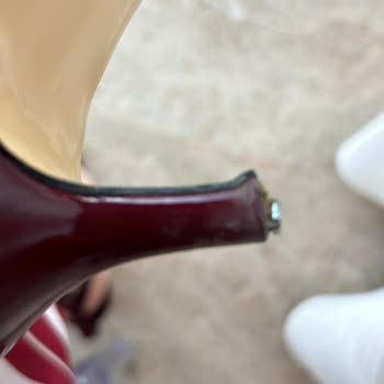 Ece'nin Butiği Hatalı Olduğunu Kabul Ettiği Ürüne Asla Sahip Çıkmayan Bir Mağaza!