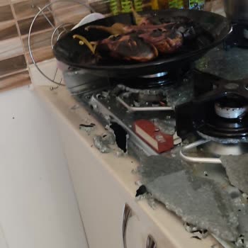 Beko Bstoc 828 G Patlama Sorunu