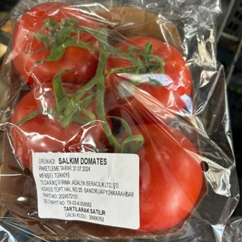 Sakarya/Serdivan'da Bulunan A101 İn Küflü Sebze Satması