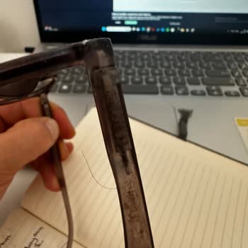 Atasun Optik Gözlük Çerçevesi Erime Sorunu
