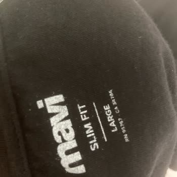 Mavi Markalı Tişörtün Kalitesizliği