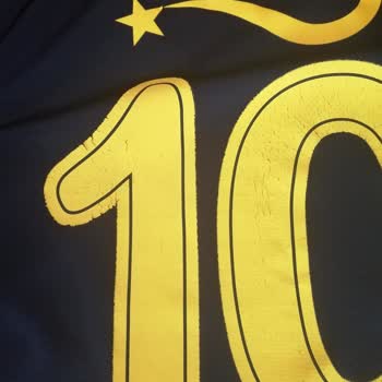 Fenerium'dan Aldığım Formanın Baskısı Sökülüyor