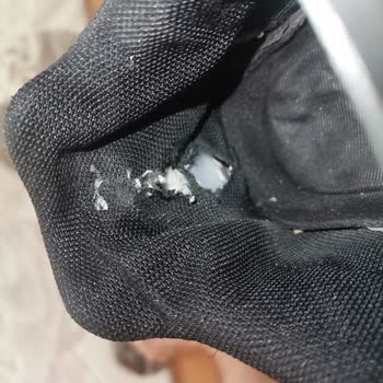 FLO Ayakkabı Yırtık Ve Yara Yapan Ayakkabımın Değişmemesi Geri Gönderilmesi