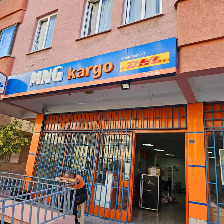MNG Kargo Yakacık Şubesi Erken Kapandı