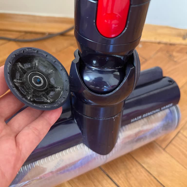 Dyson Gen5 Halı Başlığı Sağlam Değil