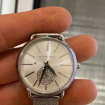 Saat & Saat Michael Korse Pişmanlığı