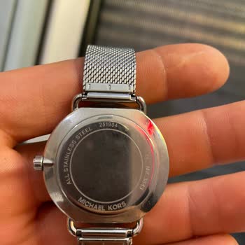 Saat & Saat Michael Korse Pişmanlığı