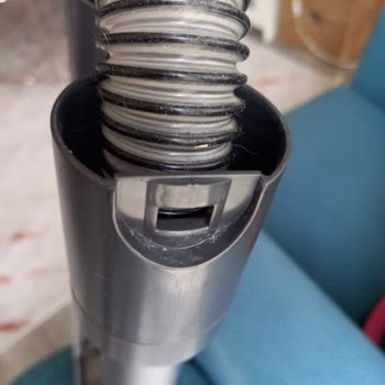 Blaupunkt Marka A30T Vacumaster Dikey Süpürge Mandalı Kırıldı