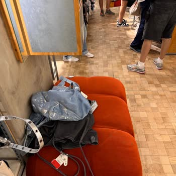 Pull & Bear Mağazasındaki Sorumsuzluk