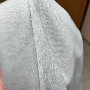 DeFacto Tshirt Hemen Yırtıldı